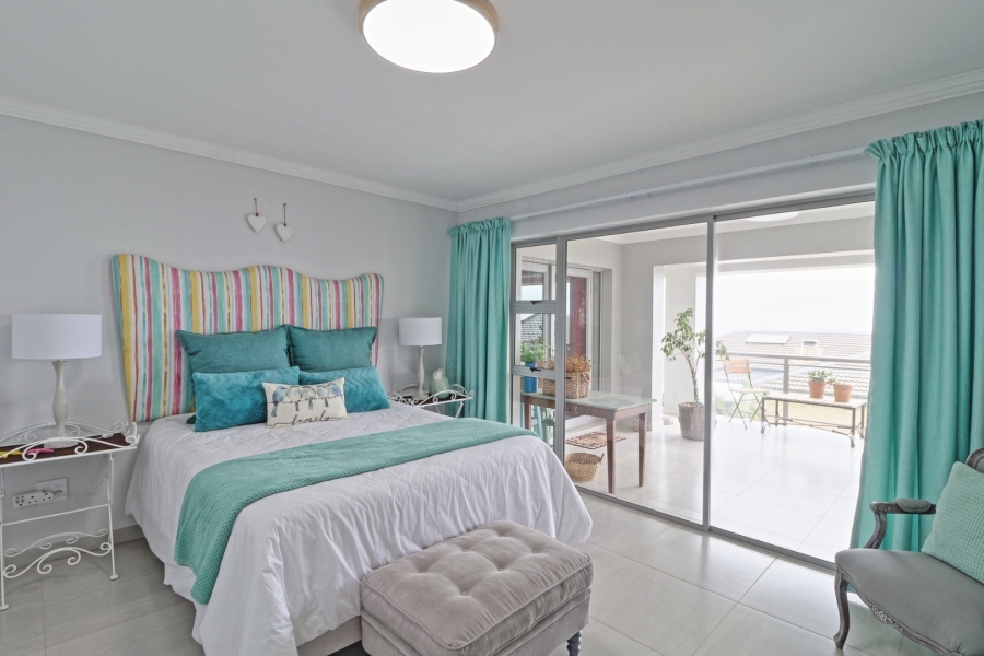 4 Bedroom Property for Sale in Monte Christo Western Cape